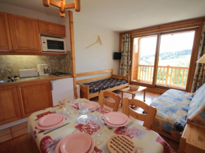 Les Saisies: Studio cabine 5 pers avec balcon, TV et casier à skis - FR-1-293-130 Hauteluce